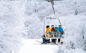 Lakefront, Mountain View - 2 Bedrooms Resort Suite